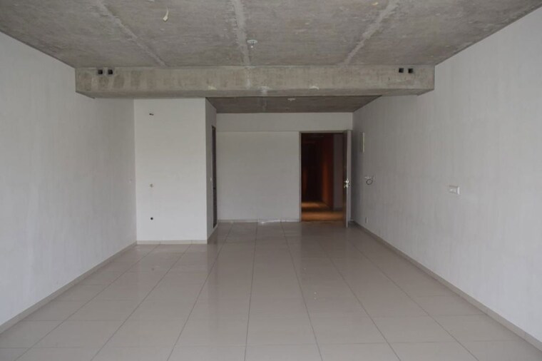 undefined, sun-westbank Commercial Office Space 1000 Sq.Ft. In Navrangpura Ahmedabad 10157767