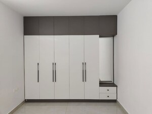 Room in 3 BHK Apartment at Technopolis Solitaire Richmond, Kondapur – for Rent