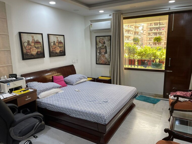Bedroom, alaknanda-society 4 Bedroom 3000 Sq.Ft. Apartment In Sector 56 Gurgaon 10157806