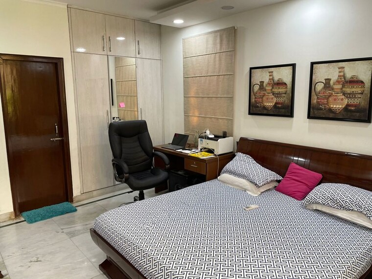 Bedroom, alaknanda-society 4 Bedroom 3000 Sq.Ft. Apartment In Sector 56 Gurgaon 10157806