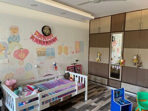 Bedroom in 4 BHK Apartment at Alaknanda Society, Sector 56 – for Rent