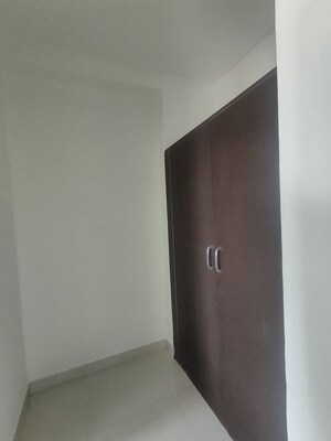 Room in 1 BHK Builder Floor at Sector 45 – for Rent