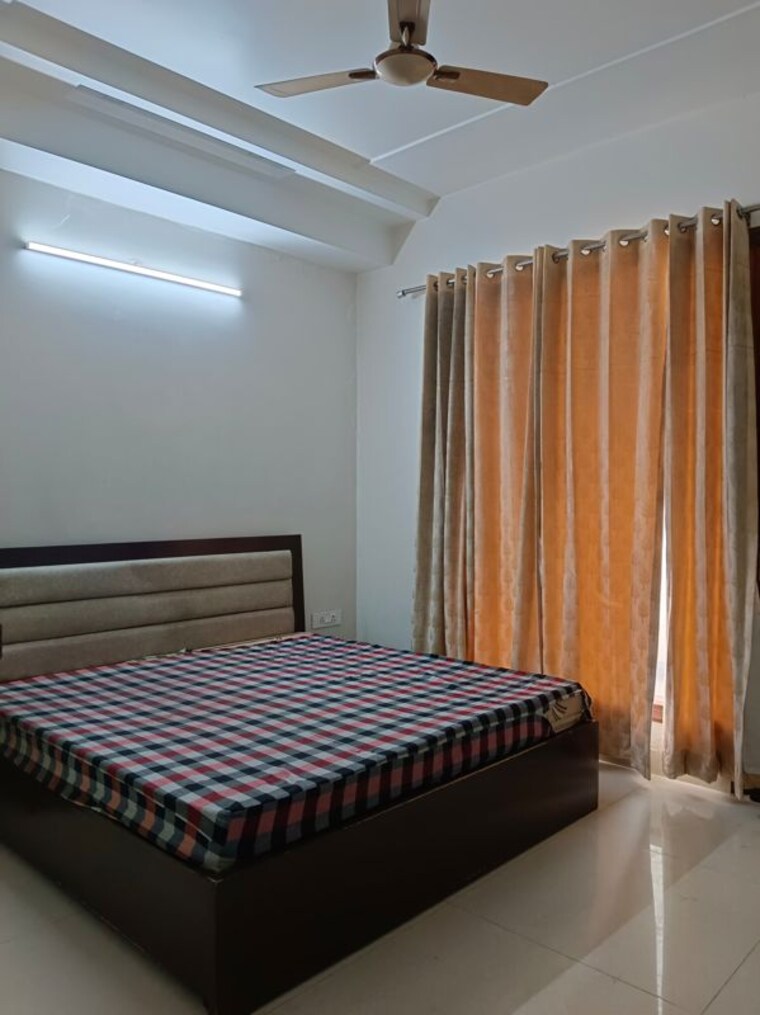 Bedroom, sector 45 3 Bedroom 2200 Sq.Ft. Builder Floor In Sector 45 Gurgaon 10157832