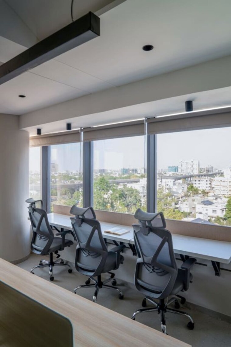Gym, savaliya-krish-cubical Commercial Office Space 1261 Sq.Ft. In Thaltej Ahmedabad 10157835