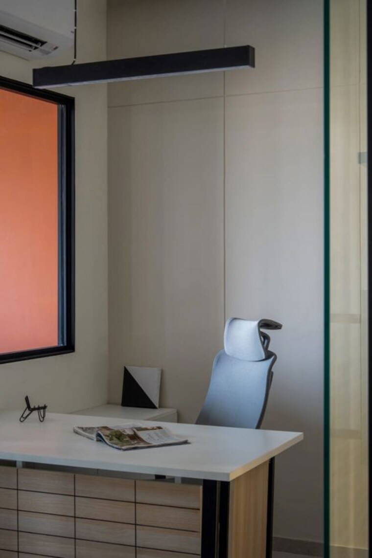 Room, savaliya-krish-cubical Commercial Office Space 1261 Sq.Ft. In Thaltej Ahmedabad 10157835