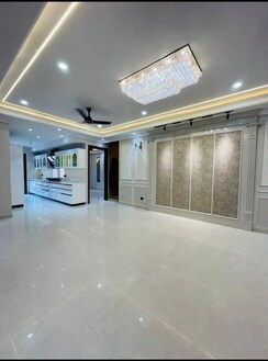 4 BHK Builder Floor For Rent in Chattarpur