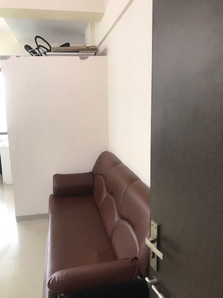 undefined, knox-plaza Commercial Office Space 270 Sq.Ft. In Malad West Mumbai 10157896