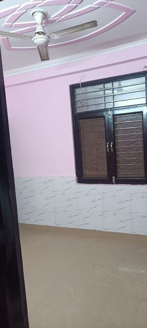 Room in 2 BHK Apartment at Laxmi Homes, Shahberi – for Rent