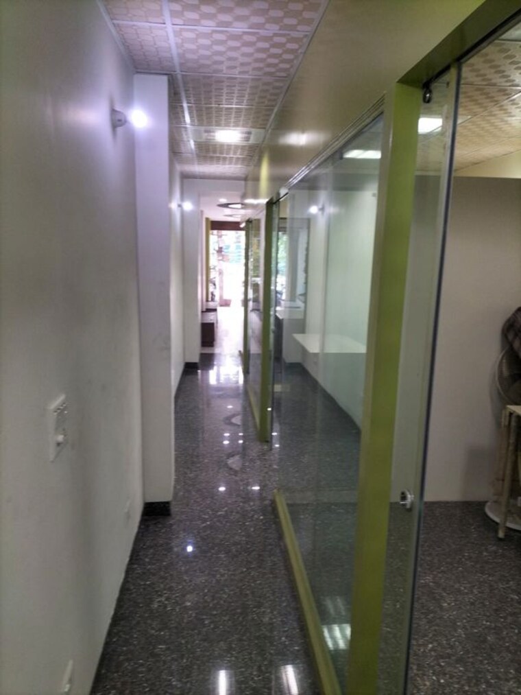 undefined, malviya nagar Commercial Showroom 100 Sq.Yd. In Malviya Nagar Delhi 10157857