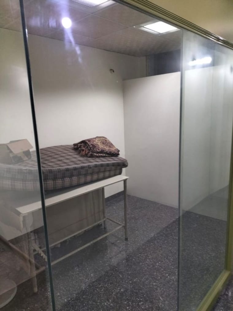 undefined, malviya nagar Commercial Showroom 100 Sq.Yd. In Malviya Nagar Delhi 10157857