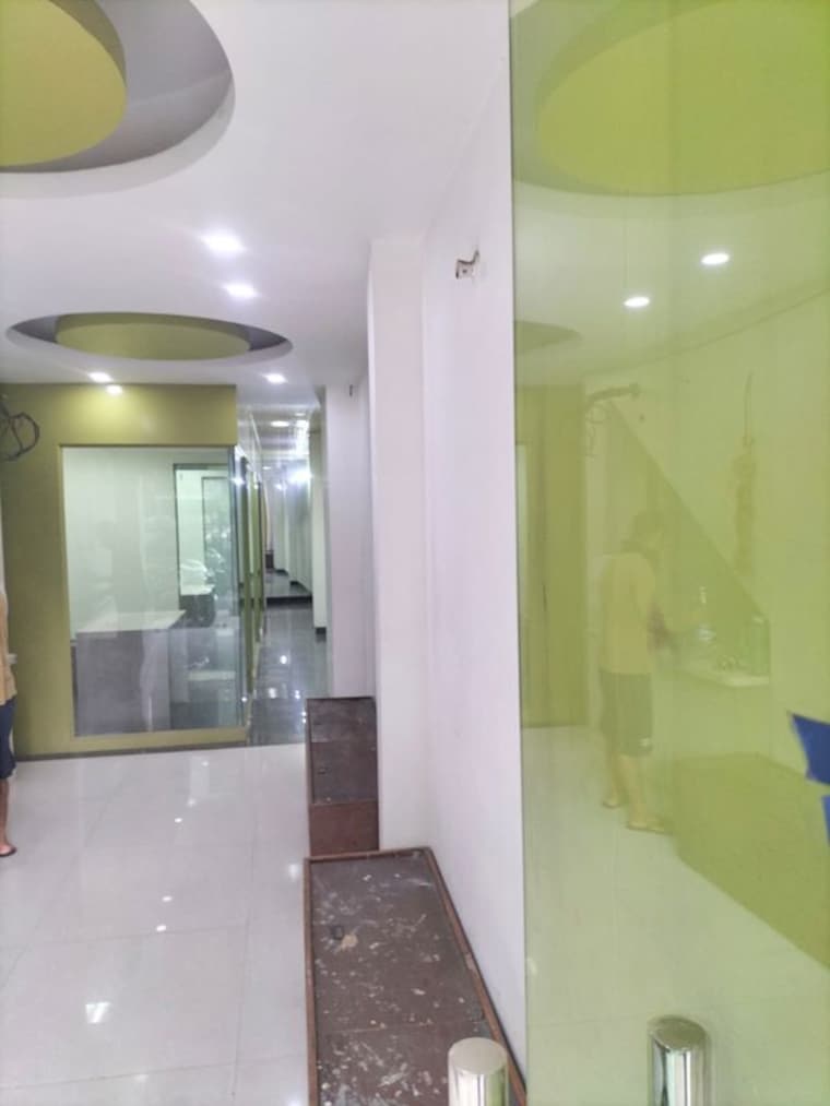 undefined, malviya nagar Commercial Showroom 100 Sq.Yd. In Malviya Nagar Delhi 10157857