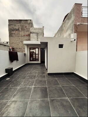 Building Lobby in 4 BHK Independent House at Uttam Nagar – for Sale