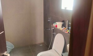 Bathroom in 4 BHK Independent House at Thirumanahalli – for Rent