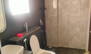 Bathroom in 4 BHK Independent House at Thirumanahalli – for Rent