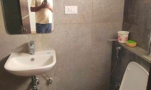 Furnished Amenities in 4 BHK Independent House at Thirumanahalli – for Rent