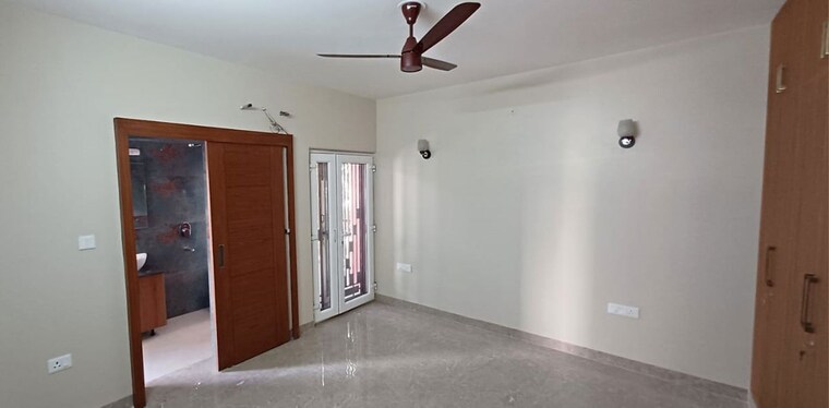 Room, vasant kunj 3 Bedroom 1800 Sq.Ft. Apartment In Vasant Kunj Delhi 10157934