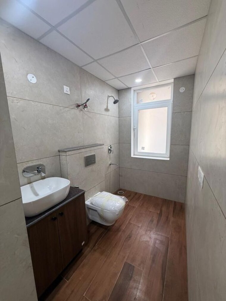 Bathroom, ambala highway 3 Bedroom 1750 Sq.Ft. Apartment In Ambala Highway Zirakpur 10157937