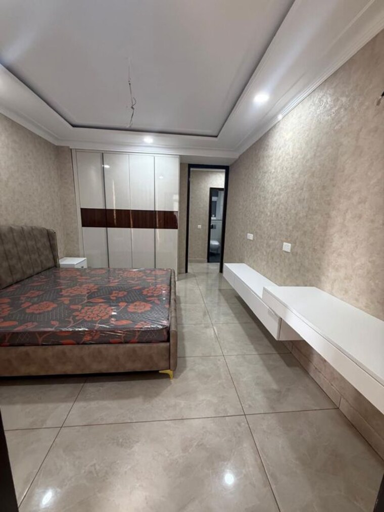 Room, ambala highway 3 Bedroom 1750 Sq.Ft. Apartment In Ambala Highway Zirakpur 10157937