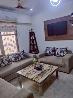Living Room in 3 BHK Builder Floor at Sector 15 – for Rent