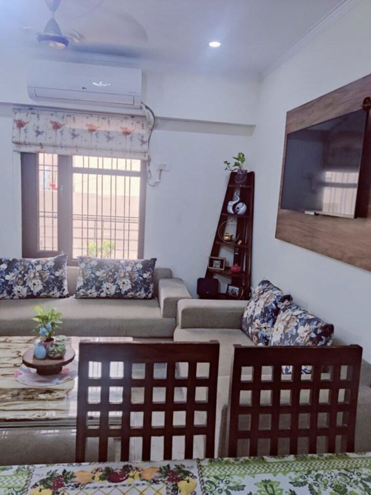 Exterior View, sector 15 3 Bedroom 1600 Sq.Ft. Builder Floor In Sector 15 Gurgaon 10157958