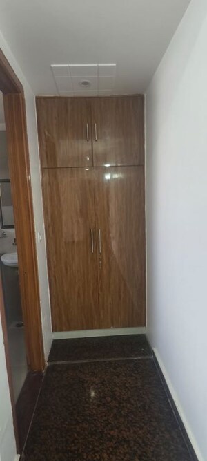 Furnished Amenities in 2 BHK Builder Floor at AS Tower, Sector 45 – for Rent