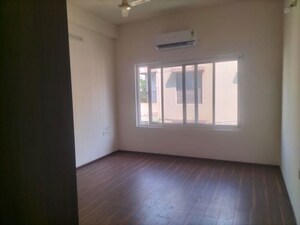 Room in 3.5 BHK Apartment at Vamsiram Jyoti Prime, Banjara Hills – for Rent