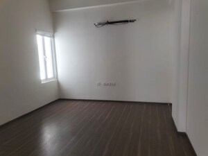 Room in 3.5 BHK Apartment at Vamsiram Jyoti Prime, Banjara Hills – for Rent