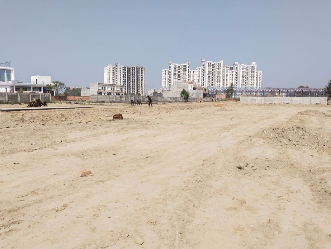 Plot For Sale in Nijampur Malhaur