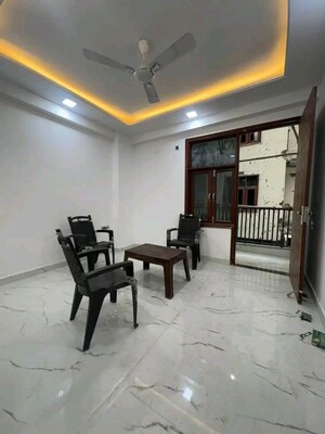 Gym in 2 BHK Builder Floor at Chattarpur – for Rent