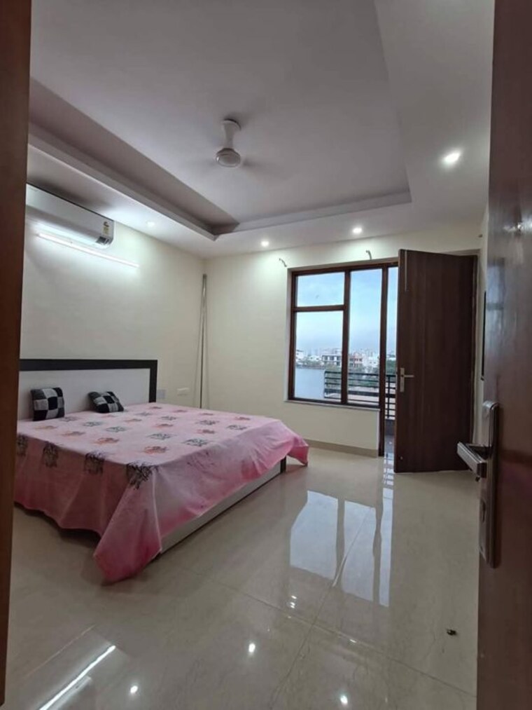 Bedroom, sector 52 2 Bedroom 1250 Sq.Ft. Builder Floor In Sector 52 Gurgaon 10158007