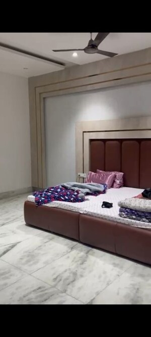 2 BHK Independent House For Rent in RWA Apartments Sector 26, Sector 26