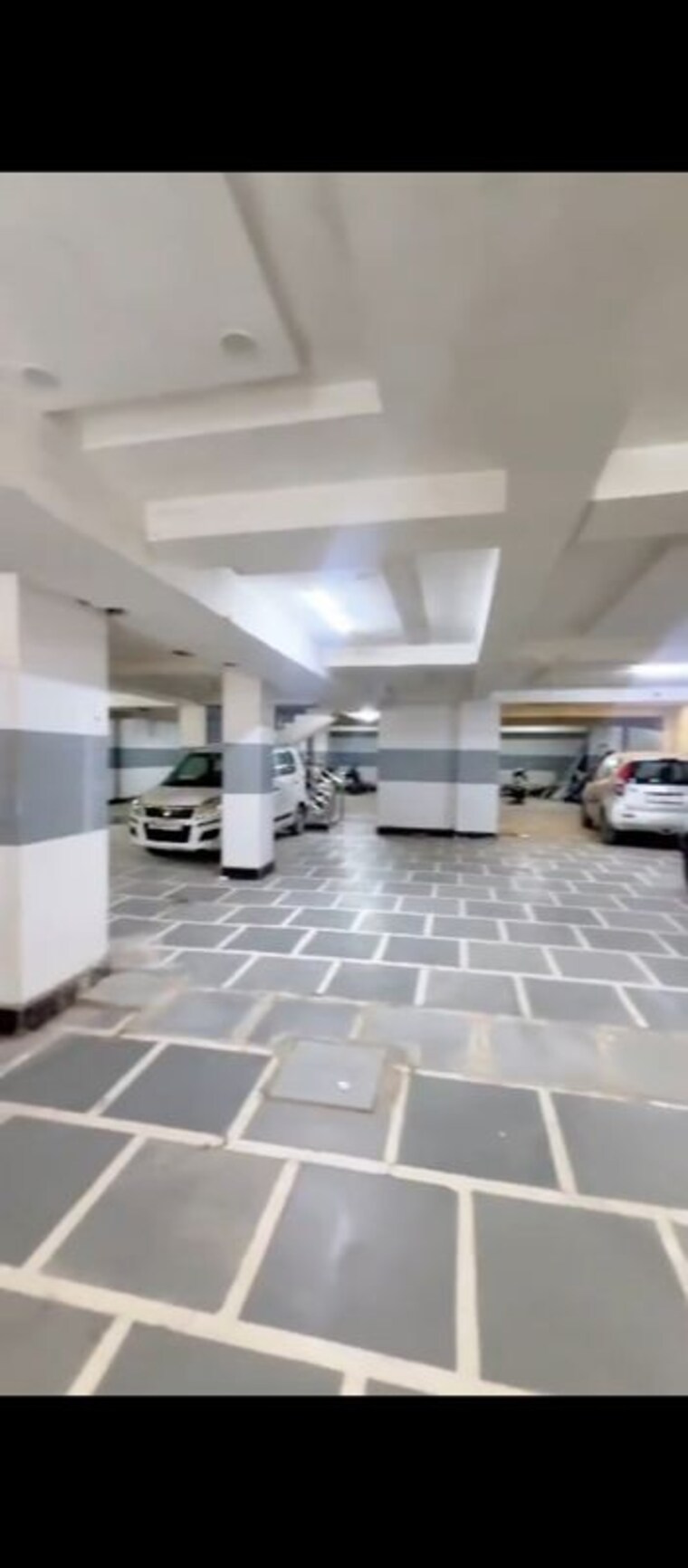  Parking, dwarka mor 2 Bedroom 65 Sq.Yd. Builder Floor In Dwarka Mor Delhi 10158015