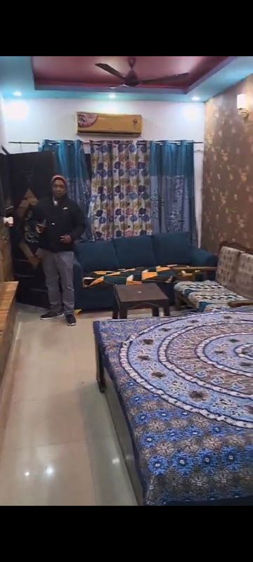 1.5 BHK + Extra Room 650 Sq.Ft. Independent House in RWA Apartments Sector 26