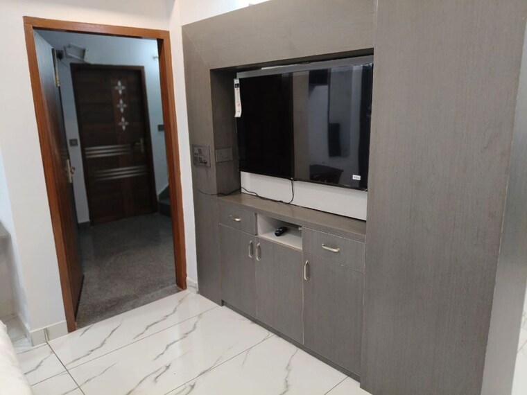 Kitchen, sector 45 1 Bedroom 1200 Sq.Ft. Builder Floor In Sector 45 Gurgaon 10158022