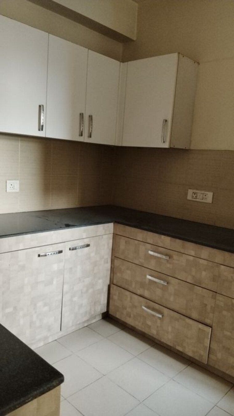 Kitchen, bptp-park-grandeura 3 Bedroom 1378 Sq.Ft. Apartment In Sector 82 Faridabad 10158023