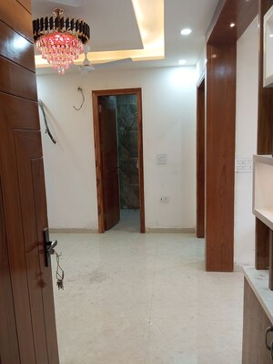 Room in 3 BHK Builder Floor at RPS Palm Drive, Sector 88 – for Sale