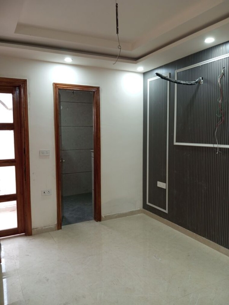Room, rps-palm-drive 3 Bedroom 125 Sq.Yd. Builder Floor In Sector 88 Faridabad 10158024