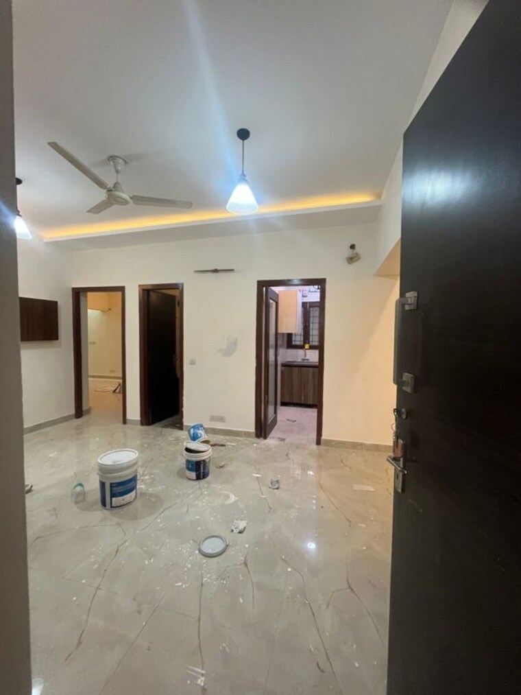 Room, vasant kunj 3 Bedroom 1800 Sq.Ft. Apartment In Vasant Kunj Delhi 10158029