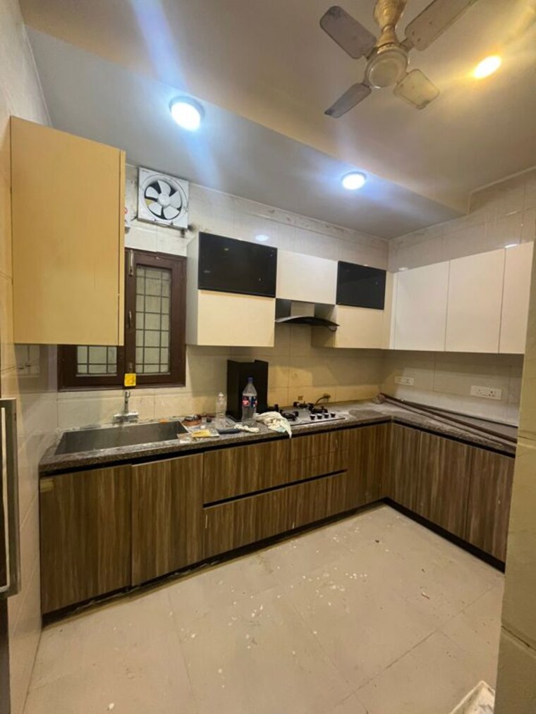 Kitchen, vasant kunj 3 Bedroom 1800 Sq.Ft. Apartment In Vasant Kunj Delhi 10158029