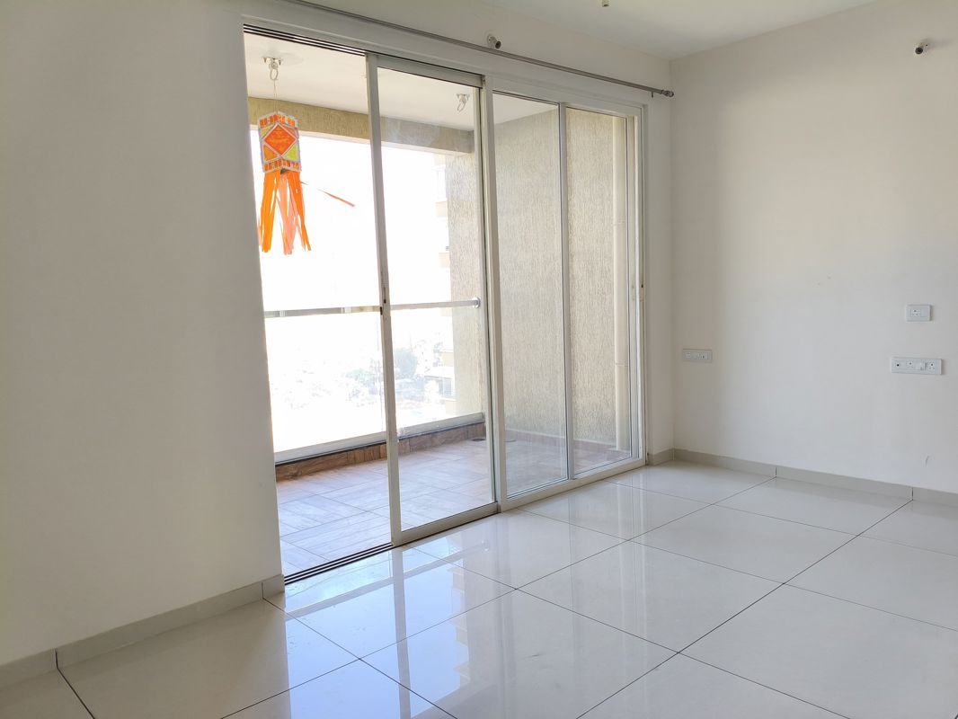 2 BHK + Pooja Room Apartment For Rent in Yashwin Supernova