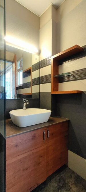 Master Bedroom in 2 BHK Builder Floor at Sector 40 – for Rent