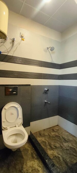 Furnished Amenities in 2 BHK Builder Floor at Sector 40 – for Rent