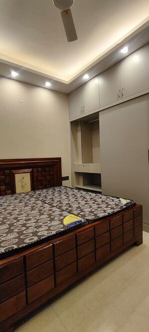Bedroom in 2 BHK Builder Floor at Sector 40 – for Rent
