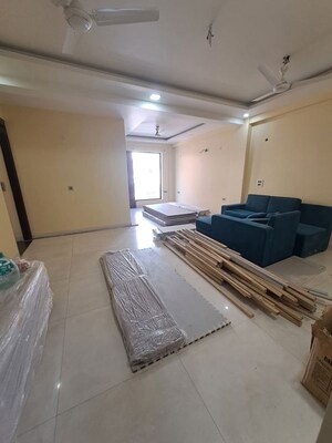 3 BHK Builder Floor For Rent in Sector 45