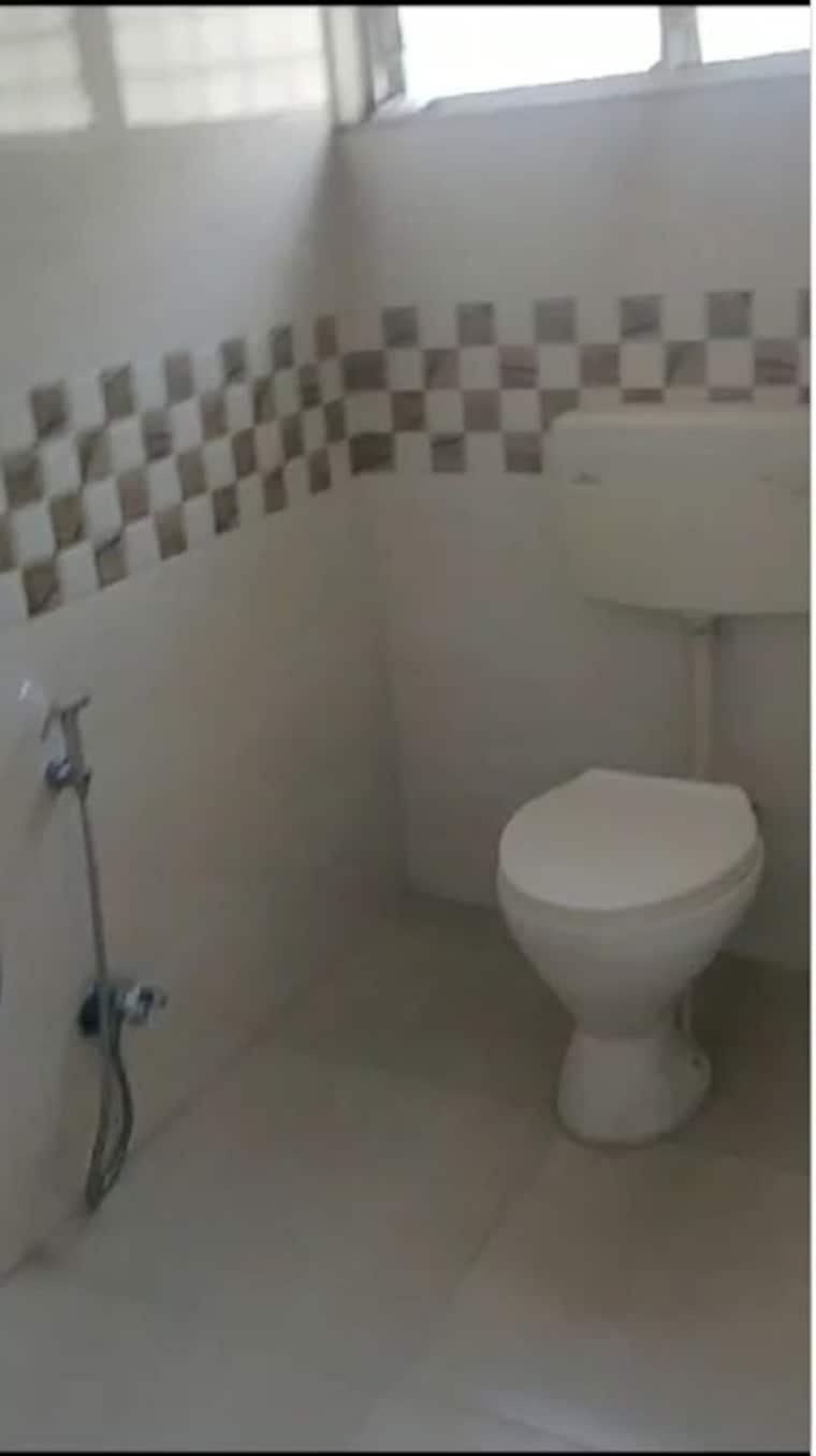 Bathroom, chembur 3 Bedroom 3120 Sq.Ft. Villa In Chembur Mumbai 10157982