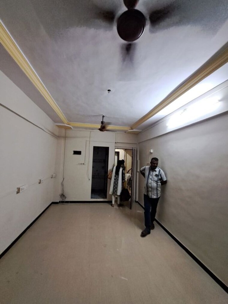  Parking, gorai-sumit 5 Bedroom 2500 Sq.Ft. Independent House In Borivali West Mumbai 10158057