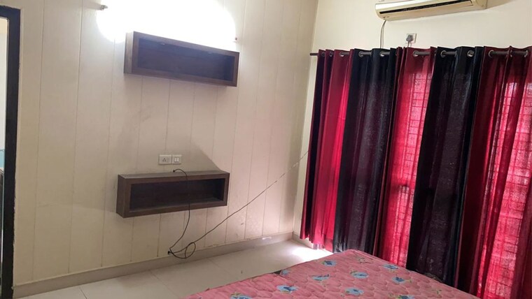 Bedroom, golf-gardenia 3.5 Bedroom 1850 Sq.Ft. Apartment In Alpha Ii Greater Noida Greater Noida 10158063