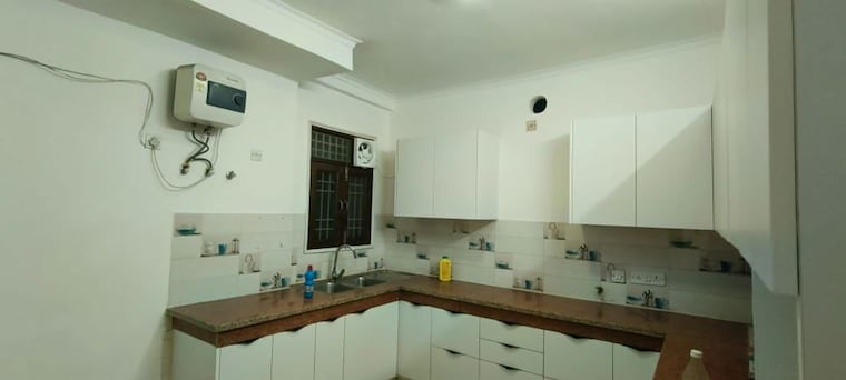 Kitchen, vasant kunj 3 Bedroom 2500 Sq.Ft. Apartment In Vasant Kunj Delhi 10158079