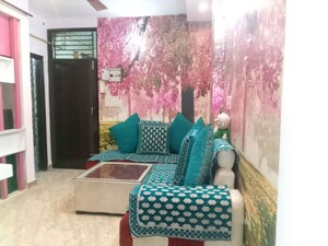 Living Room in 2 BHK Builder Floor at Nawada Koh, Sector 49 – for Rent