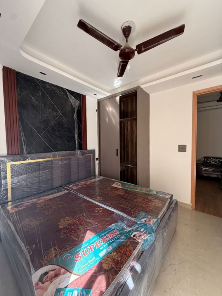 Bedroom, saket 1 Bedroom 500 Sq.Ft. Apartment In Saket Delhi 10158116